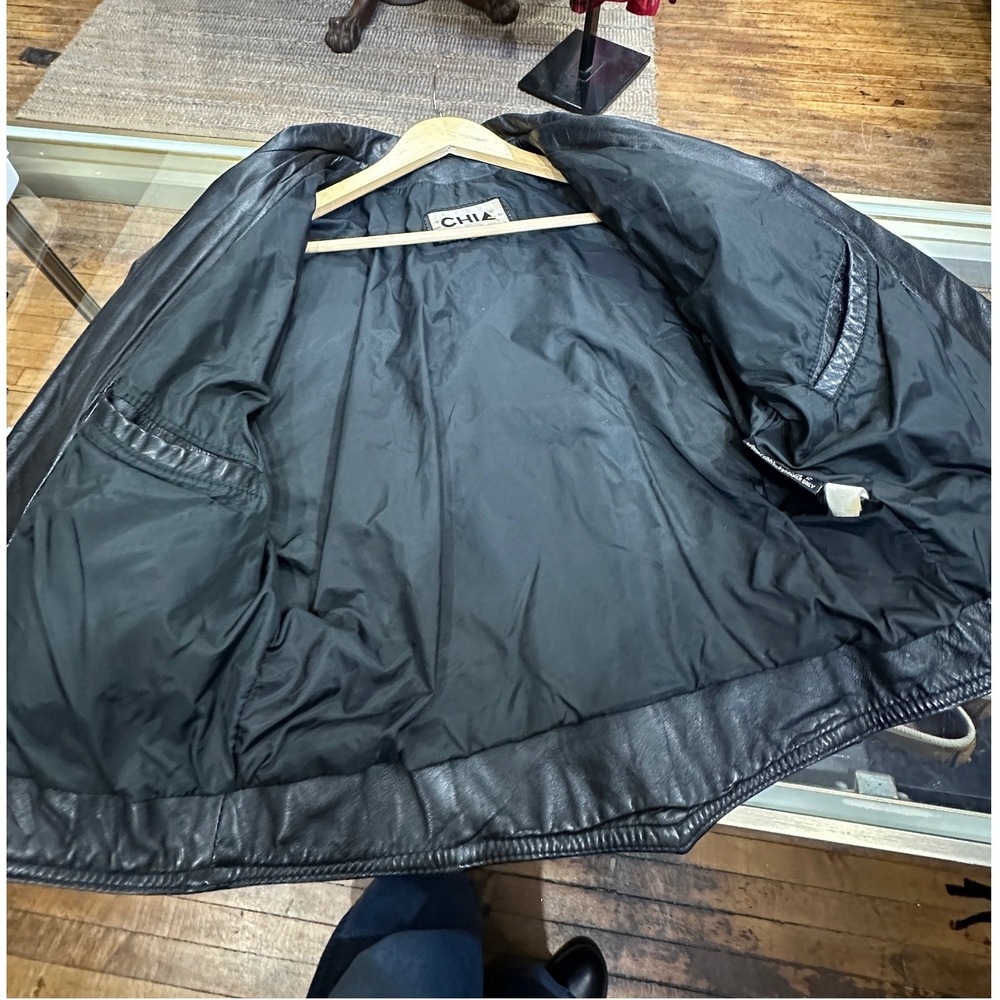 CHIA Vtg Black Suede Embossed Leather Fringed cropped  Motorcycle Jacket Size L - Picture 8 of 8